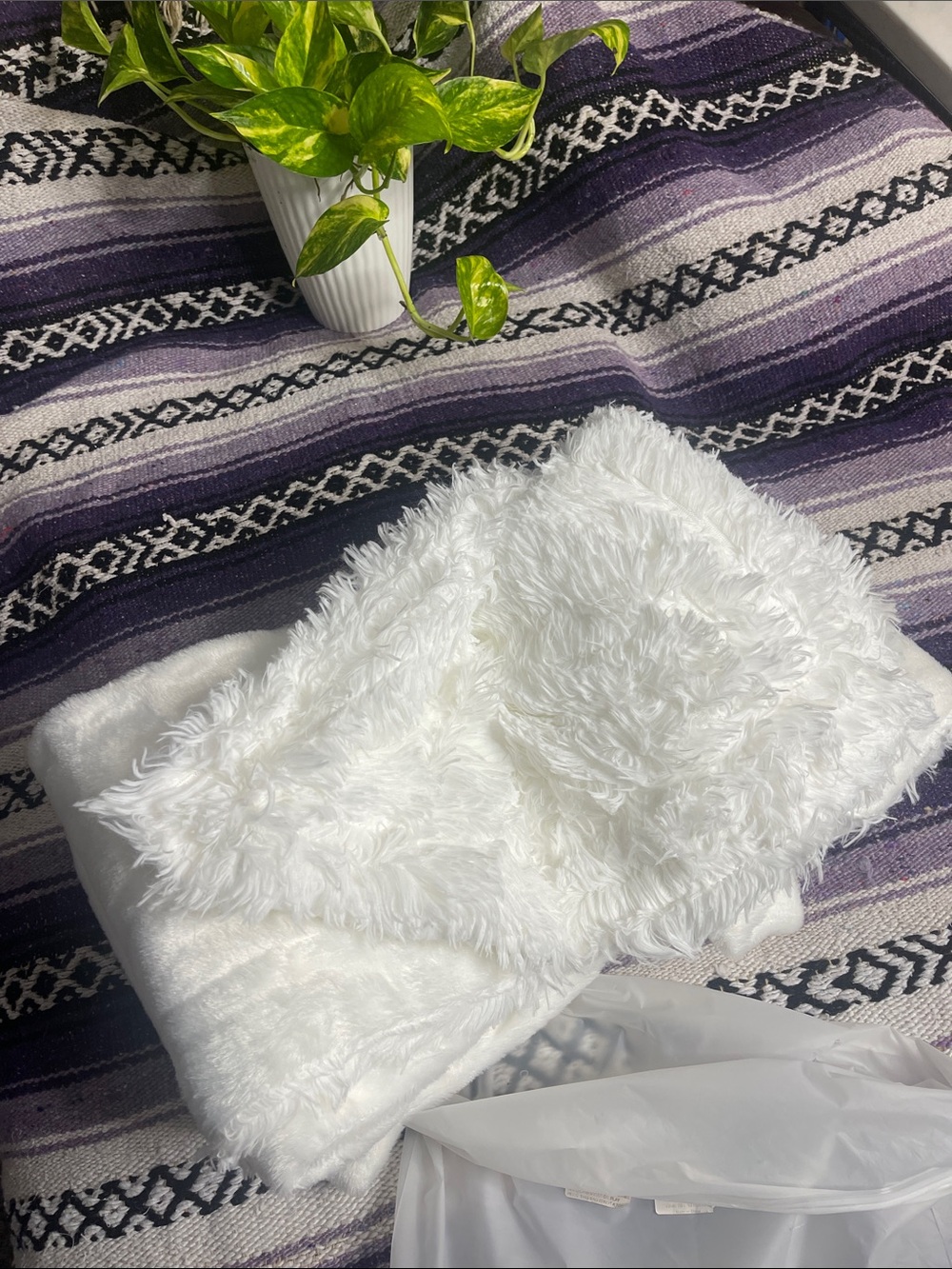 NEW! White Plush fake fur queen size blanket